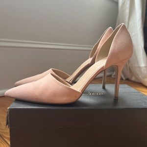 Jcrew Dorsey suede stiletto pumps. Beautiful pink blush color. Lightly worn.